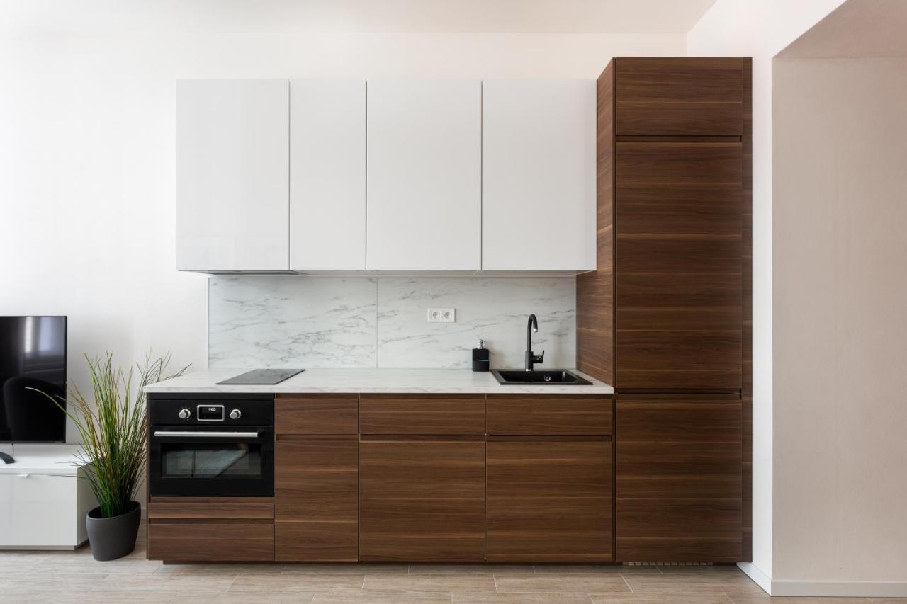 Prague Days - Minimalist Apartment - Easy City Access 외부 사진