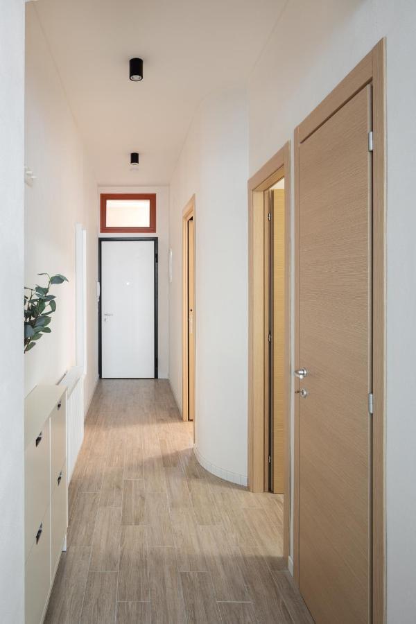 Prague Days - Minimalist Apartment - Easy City Access 외부 사진